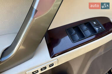 Внедорожник / Кроссовер Lexus GX 2013 в 