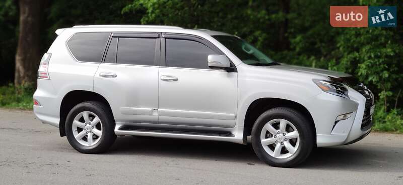 Внедорожник / Кроссовер Lexus GX 2010 в Чорткове