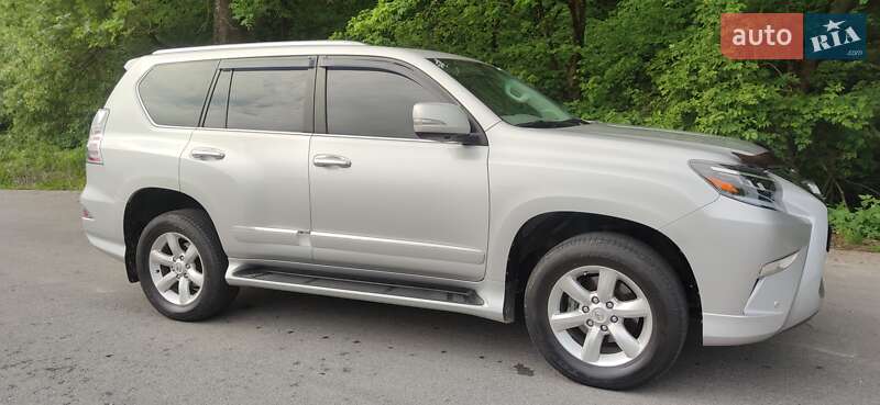 Внедорожник / Кроссовер Lexus GX 2010 в Чорткове