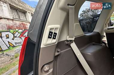 Позашляховик / Кросовер Lexus GX 2010 в 