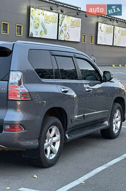 Позашляховик / Кросовер Lexus GX 2017 в 