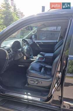 Внедорожник / Кроссовер Lexus GX 2013 в 
