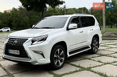 Позашляховик / Кросовер Lexus GX 2014 в 