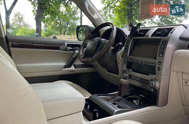 Внедорожник / Кроссовер Lexus GX 2016 в 