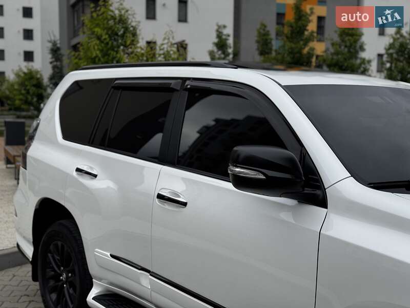 Внедорожник / Кроссовер Lexus GX 2015 в Ивано-Франковске