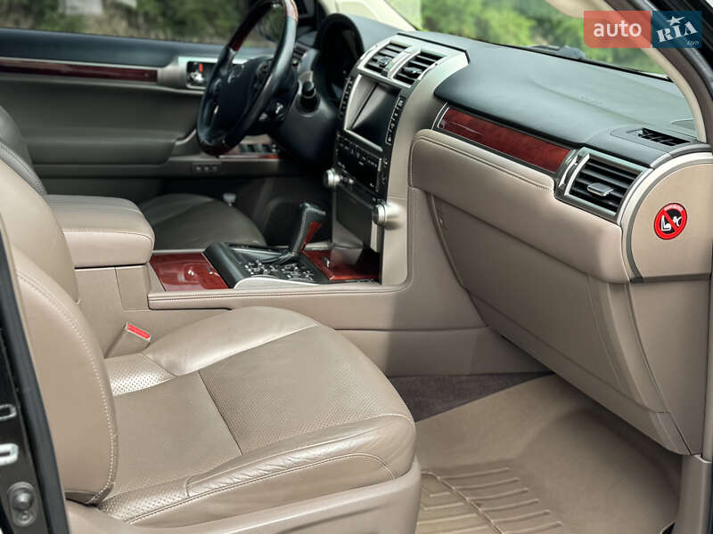 Позашляховик / Кросовер Lexus GX 2012 в Житомирі