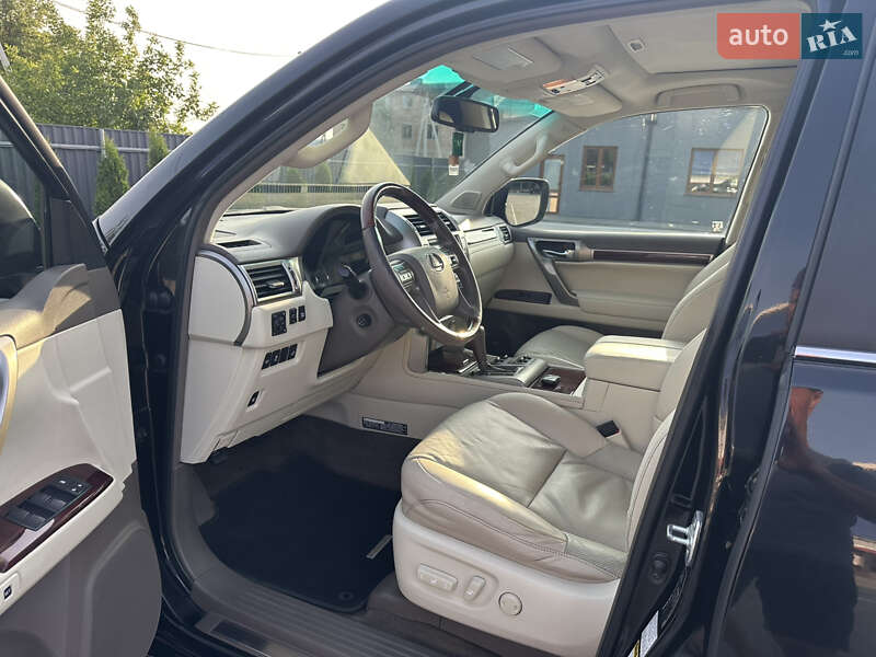 Внедорожник / Кроссовер Lexus GX 2010 в Ровно