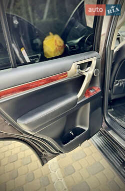 Внедорожник / Кроссовер Lexus GX 2012 в 
