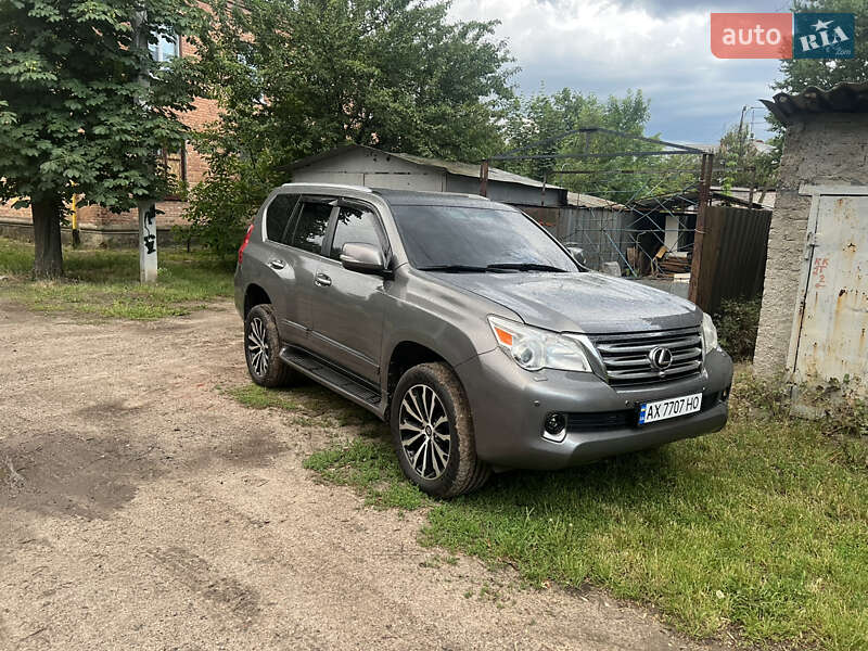 Внедорожник / Кроссовер Lexus GX 2010 в 