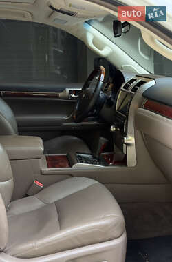 Внедорожник / Кроссовер Lexus GX 2013 в 