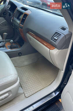 Внедорожник / Кроссовер Lexus GX 2006 в 