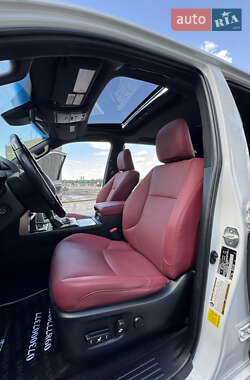 Внедорожник / Кроссовер Lexus GX 2019 в 