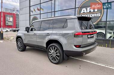 Позашляховик / Кросовер Lexus GX 2024 в 