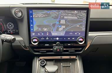 Позашляховик / Кросовер Lexus GX 2024 в 