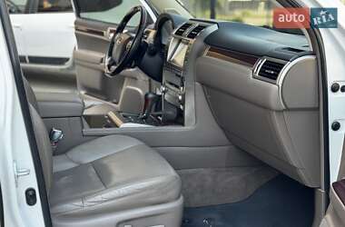 Позашляховик / Кросовер Lexus GX 2015 в 