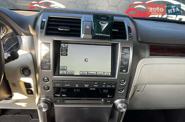 Позашляховик / Кросовер Lexus GX 2010 в 