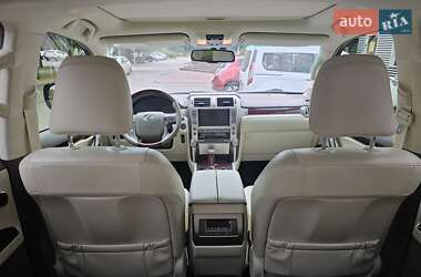Внедорожник / Кроссовер Lexus GX 2013 в 
