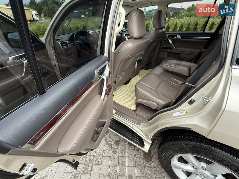 Позашляховик / Кросовер Lexus GX 2010 в Золочеві