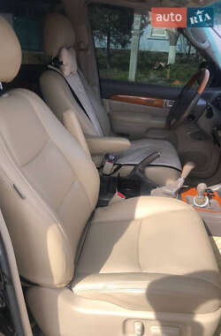 Внедорожник / Кроссовер Lexus GX 2004 в 