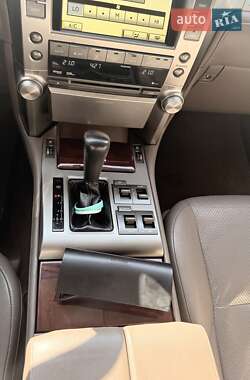 Внедорожник / Кроссовер Lexus GX 2011 в 