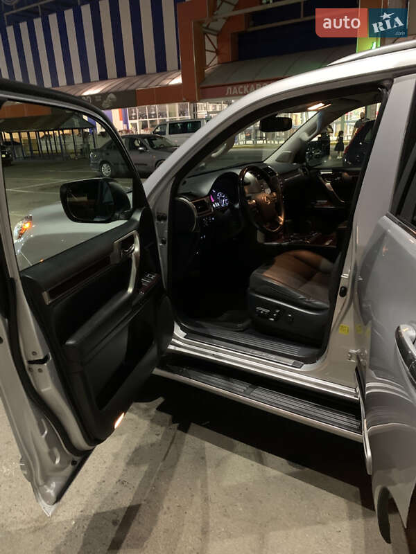Позашляховик / Кросовер Lexus GX 2019 в Одесі