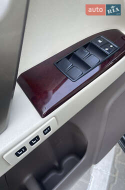 Внедорожник / Кроссовер Lexus GX 2013 в 