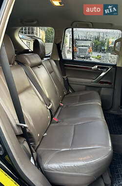 Внедорожник / Кроссовер Lexus GX 2012 в 