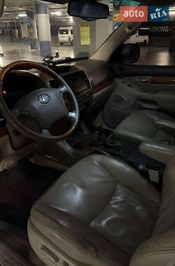 Внедорожник / Кроссовер Lexus GX 2004 в 