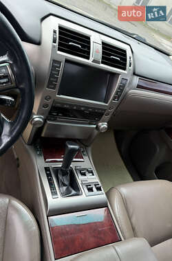 Внедорожник / Кроссовер Lexus GX 2010 в 
