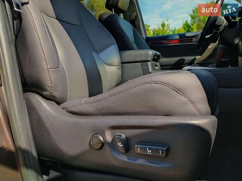 Позашляховик / Кросовер Lexus GX 2012 в Києві фото 71 Позашляховик / Кросовер Lexus GX 2012 в Києві