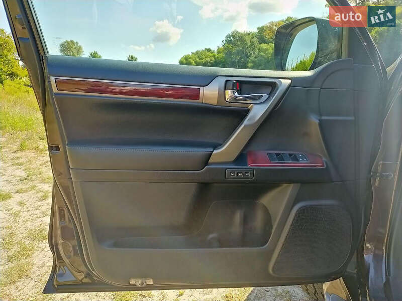 Позашляховик / Кросовер Lexus GX 2012 в Києві фото 73 Позашляховик / Кросовер Lexus GX 2012 в Києві