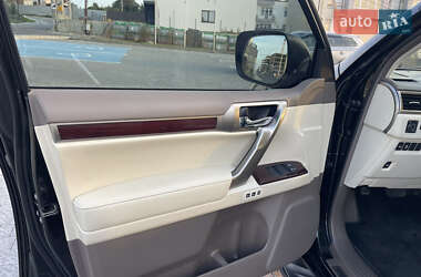 Внедорожник / Кроссовер Lexus GX 2013 в 