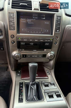 Позашляховик / Кросовер Lexus GX 2014 в 