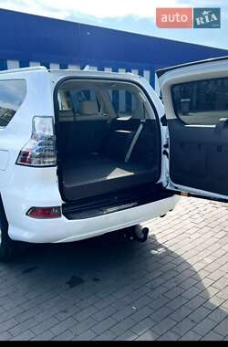 Позашляховик / Кросовер Lexus GX 2013 в 