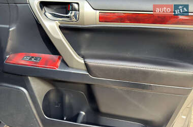 Позашляховик / Кросовер Lexus GX 2011 в 