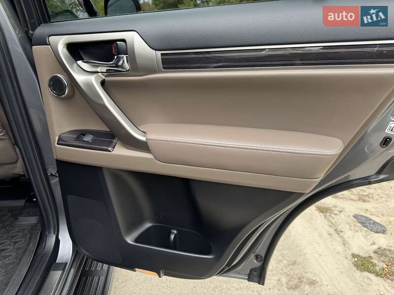 Позашляховик / Кросовер Lexus GX 2020 в Києві