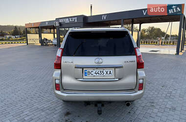 Позашляховик / Кросовер Lexus GX 2010 в 