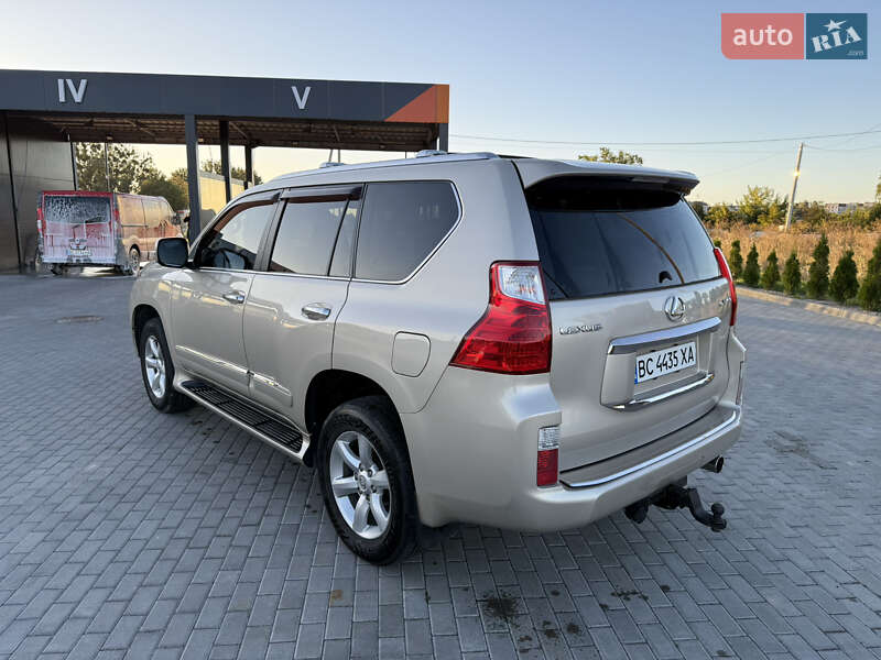 Внедорожник / Кроссовер Lexus GX 2010 в Золочеве