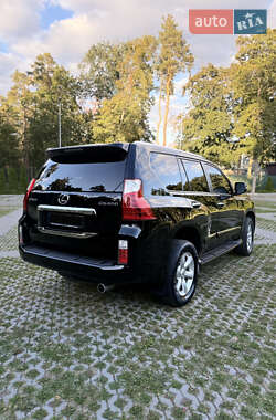 Позашляховик / Кросовер Lexus GX 2011 в 