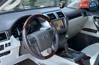 Позашляховик / Кросовер Lexus GX 2010 в 
