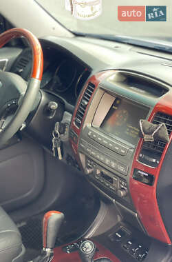 Позашляховик / Кросовер Lexus GX 2008 в 