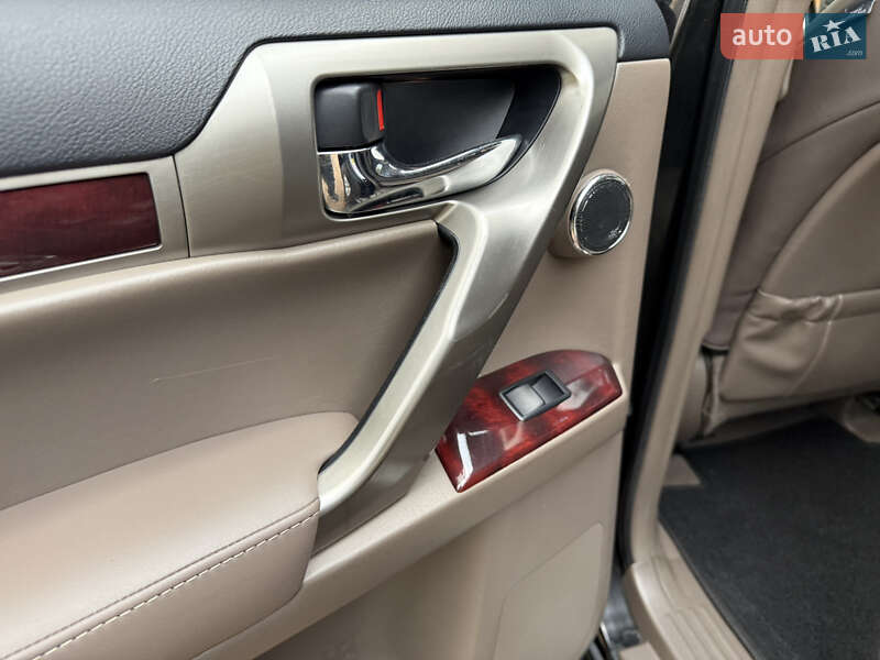 Внедорожник / Кроссовер Lexus GX 2011 в Киеве