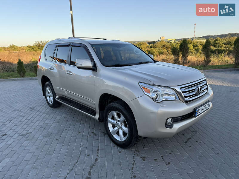 Позашляховик / Кросовер Lexus GX 2010 в Золочеві