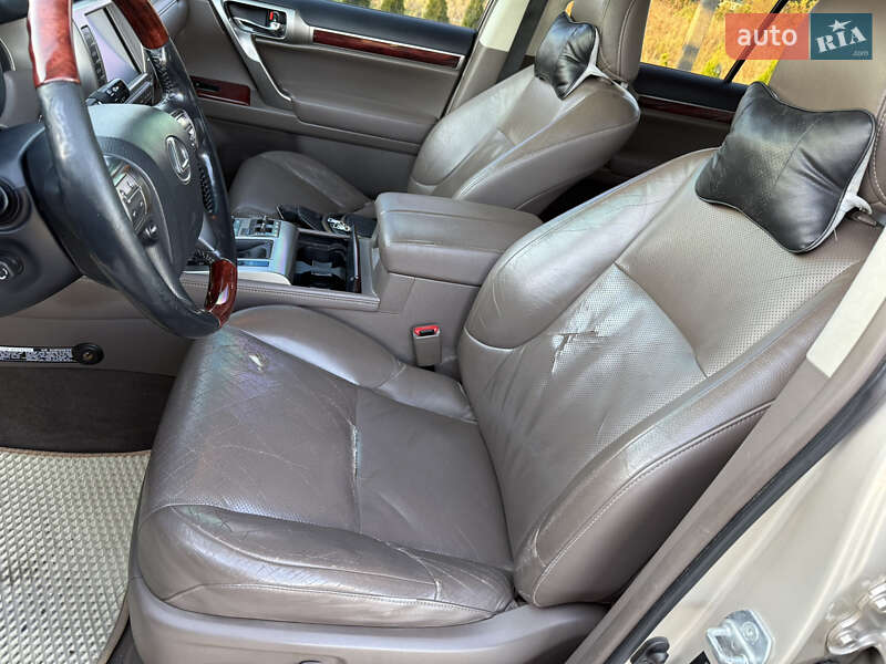 Позашляховик / Кросовер Lexus GX 2010 в Золочеві