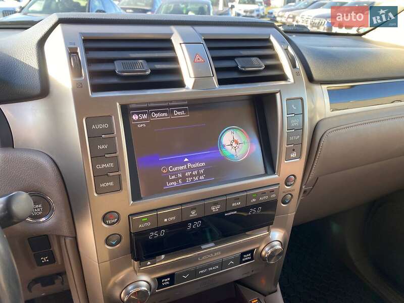 Позашляховик / Кросовер Lexus GX 2017 в Львові