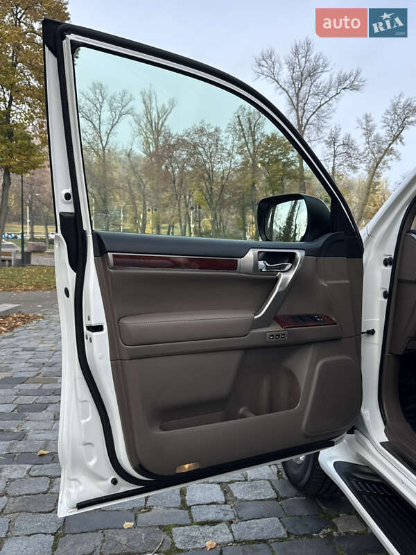 Позашляховик / Кросовер Lexus GX 2013 в Києві