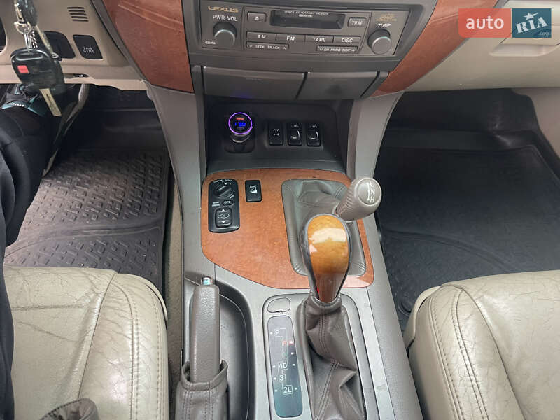 Позашляховик / Кросовер Lexus GX 2004 в Києві фото 22 Позашляховик / Кросовер Lexus GX 2004 в Києві