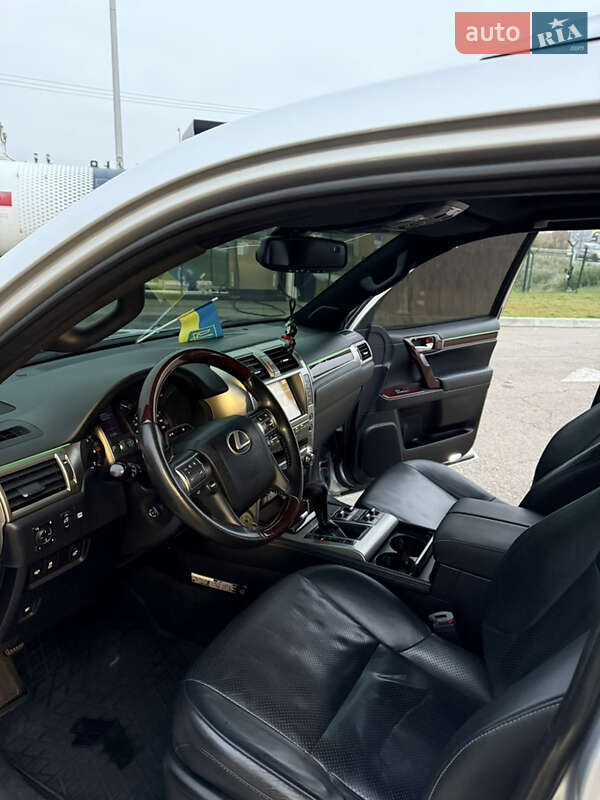 Позашляховик / Кросовер Lexus GX 2019 в Дніпрі фото 19 Позашляховик / Кросовер Lexus GX 2019 в Дніпрі