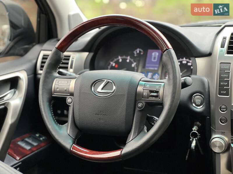 Внедорожник / Кроссовер Lexus GX 2010 в Днепре