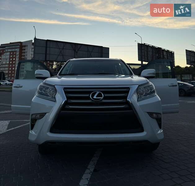 Внедорожник / Кроссовер Lexus GX 2015 в Тернополе